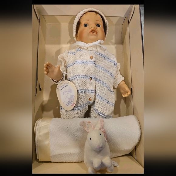 Rare 1999 Designer Collection - Zapf Creation 14" Doll “Nini” - Picture 2 of 6